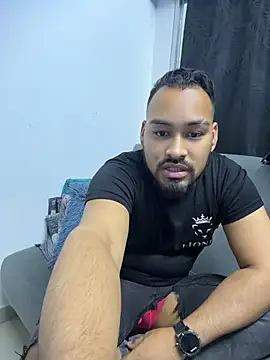 Leo_hot4005 Live XXX-Chat