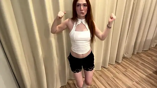 Chat +18 de ConstanceMayo ao vivo