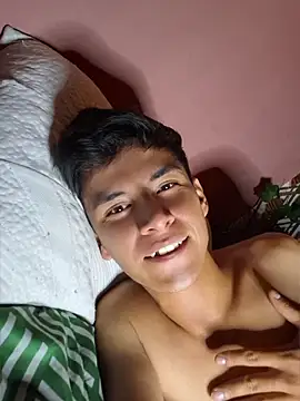 ZaneHoward – Naživo XXX chat