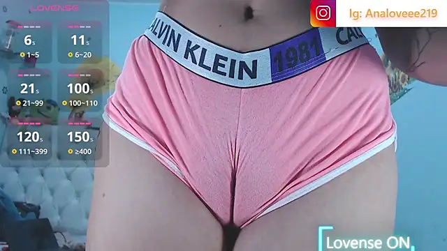 ana_studio's Live XXX Chat