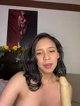 Esmerald_1111 라이브 XXX 채팅