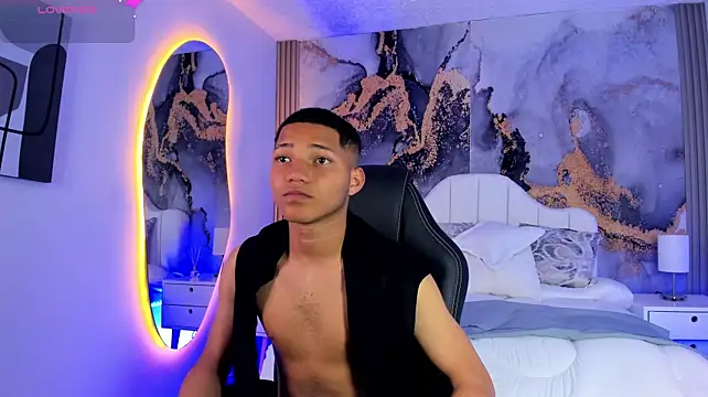 King_Jisus 现场XXX聊天