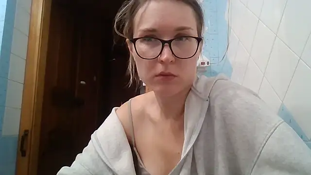 Jugira Chat XXX live