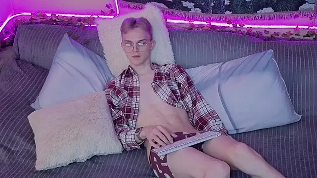 Midnight_gospell Chat XXX live