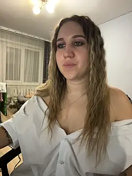 MarieHeartt লাইভ XXX চ্যাট