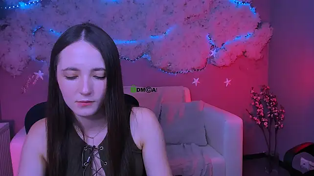 bella_dorn: онлайн-секс-чат