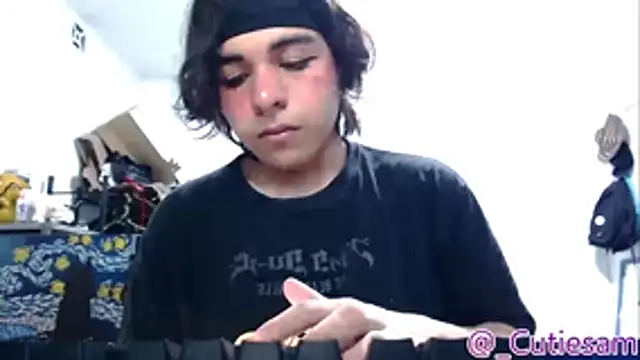 Онлайн чат XXX Cutie_Sam