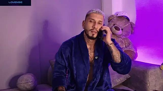 Seth_Vegaa Chat XXX in diretta