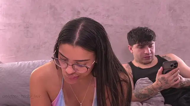 צ'אט XXX בשידור חי של Nicky_and_Blake