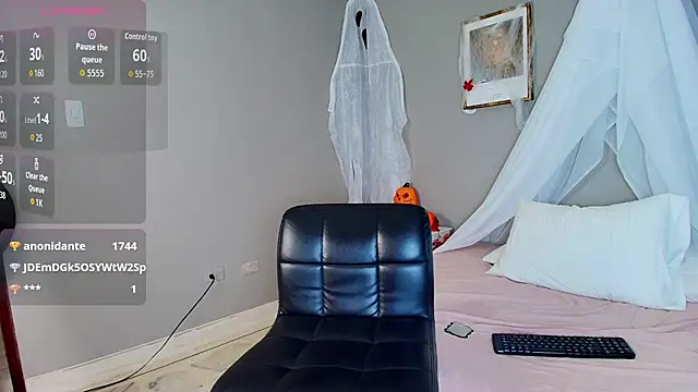 Milan_saint Live XXX-chat