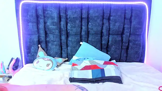 دردشة Aurora_Doll_ الجنسية المباشرة