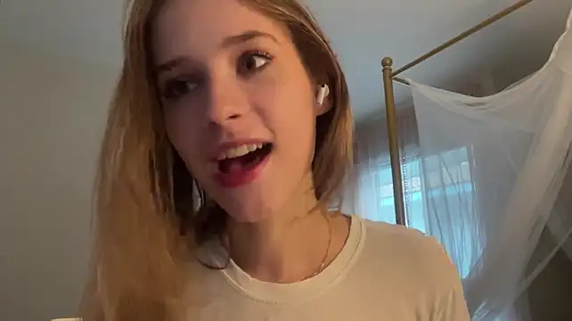 LynellMilleson's Live XXX Chat
