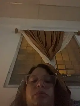 Chat +18 de Pornoforpyros ao vivo