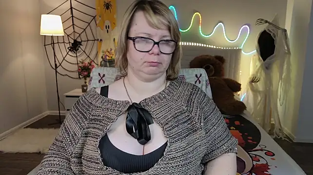 Chat XXX en directo de BonnnyBoobsy