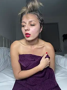 Katherine_Moons – Live XXX-chat