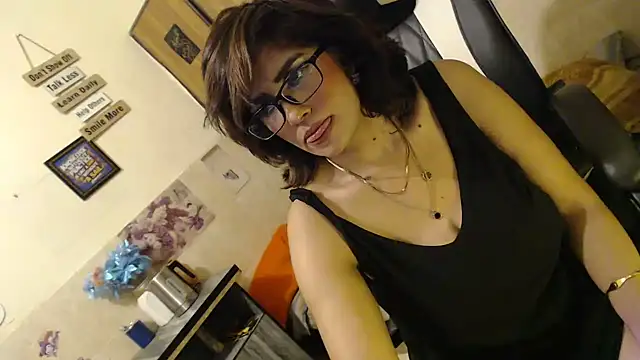 Chatroom XXX en direct de Isabella_Martin
