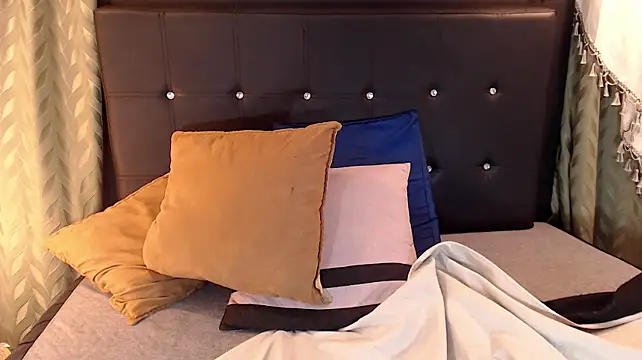 chris_axel Chat XXX in diretta