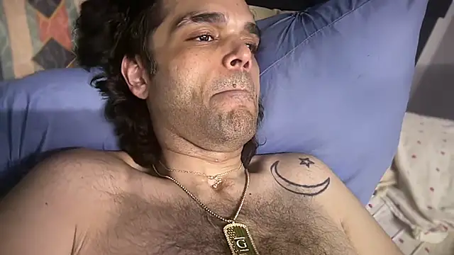 icebergslim281 লাইভ XXX চ্যাট