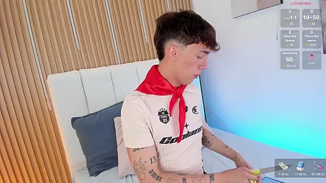 Timothy_ros' Live XXX Chat