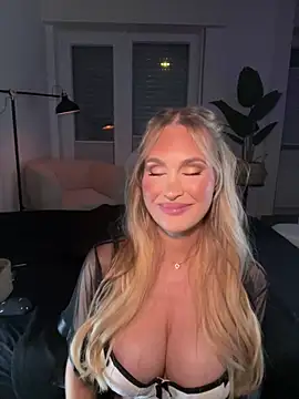 Lena_Blom Live XXX-Chat