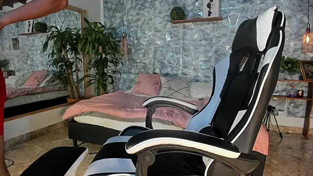 Živý XXX chat elliot_colton