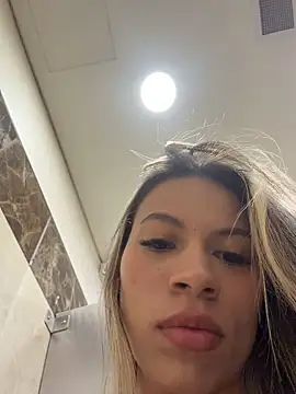 Mia_Rosee1 라이브 XXX 채팅