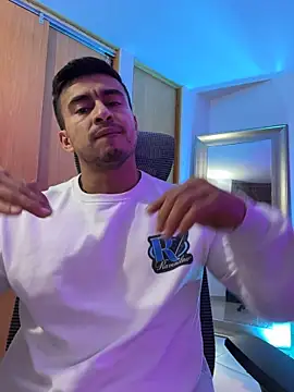 Živý XXX chat Chris_Clarck