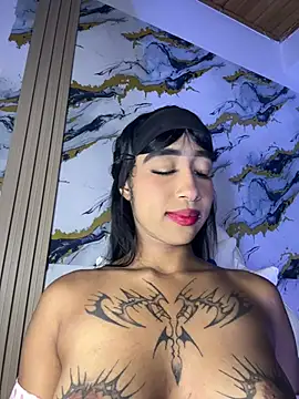 Chat +18 de Zaabrina_20 ao vivo