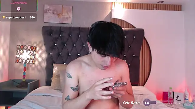Show modela Tommy_Claks na web-kameri