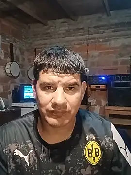 Chat +18 de Gusta86 ao vivo