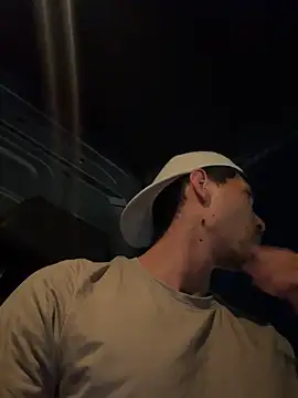 WavyAlloy30's Live XXX Chat