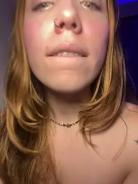 babycherxo's Live XXX Chat