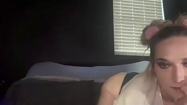 hungandcloudy Live XXX-chat