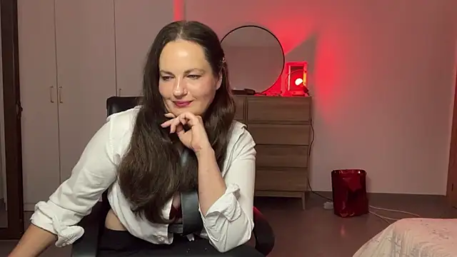 UnderWunder's Live XXX Chat