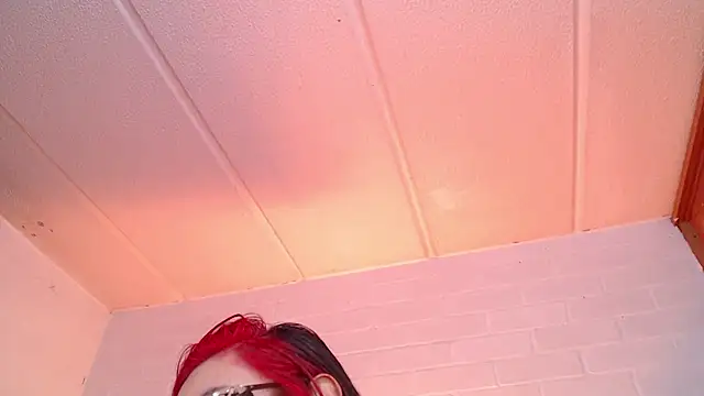 Amy66's Live XXX Chat