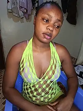 innocentbitch1 Adlı Modelin Canlı XXX Sohbeti