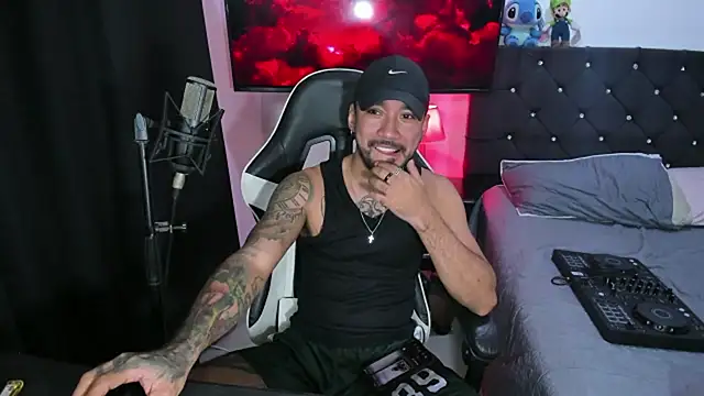 Chat XXX ao vivo de dereck_karter