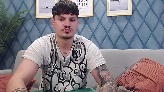 marioalessio XXX чат на живо