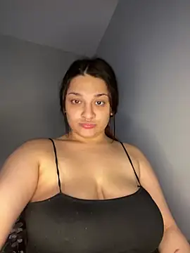 Chat XXX en directo de treasurebabii