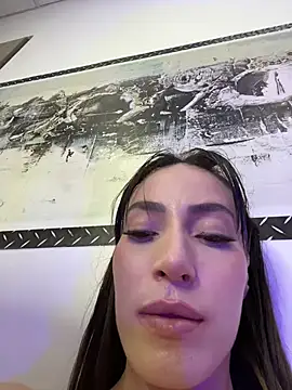 IAmNobodyXXX Chat XXX live