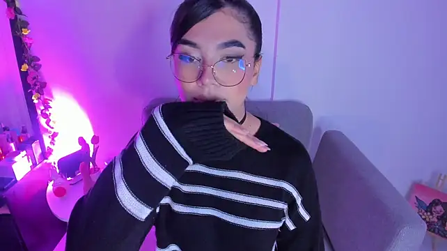 RoseCassie Chat XXX in diretta