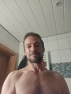 XXX chat uživo modela janosch319