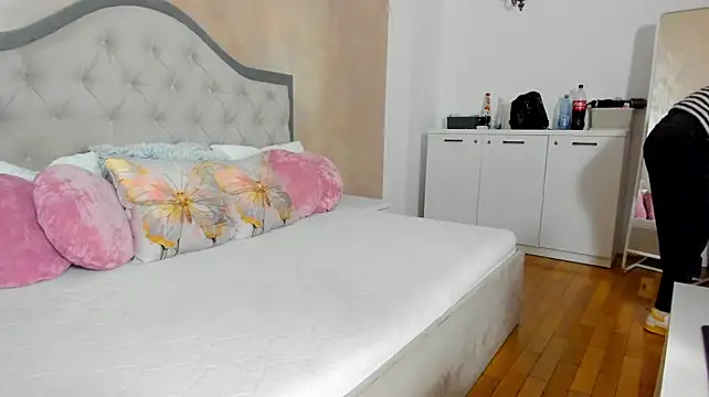 JennaMyers Adlı Modelin Canlı XXX Sohbeti