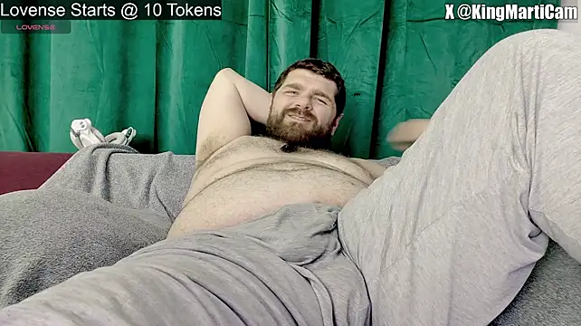 Онлайн чат XXX KingMarti
