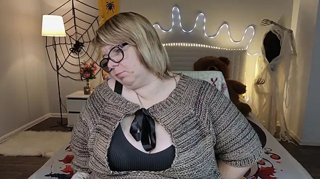 XXX chat uživo modela BonnnyBoobsy