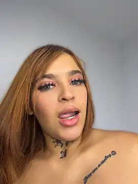 AshleyMuahhhのライブXXXチャット