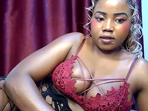 baddybitch_ Adlı Modelin Canlı XXX Sohbeti