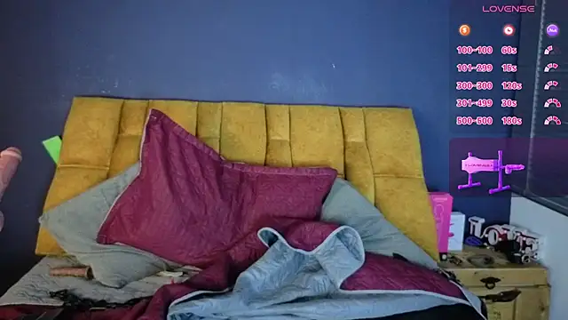 KendraaSimons XXX чат на живо