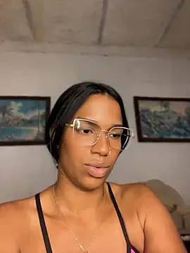 FlorSalvaje_'s Live XXX Chat