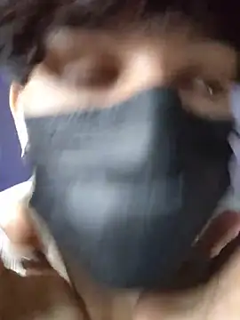 Онлайн чат XXX roxiii_